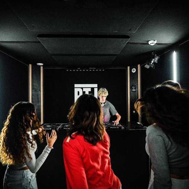 DJ performing at Plug The Jack music studios in Brussels